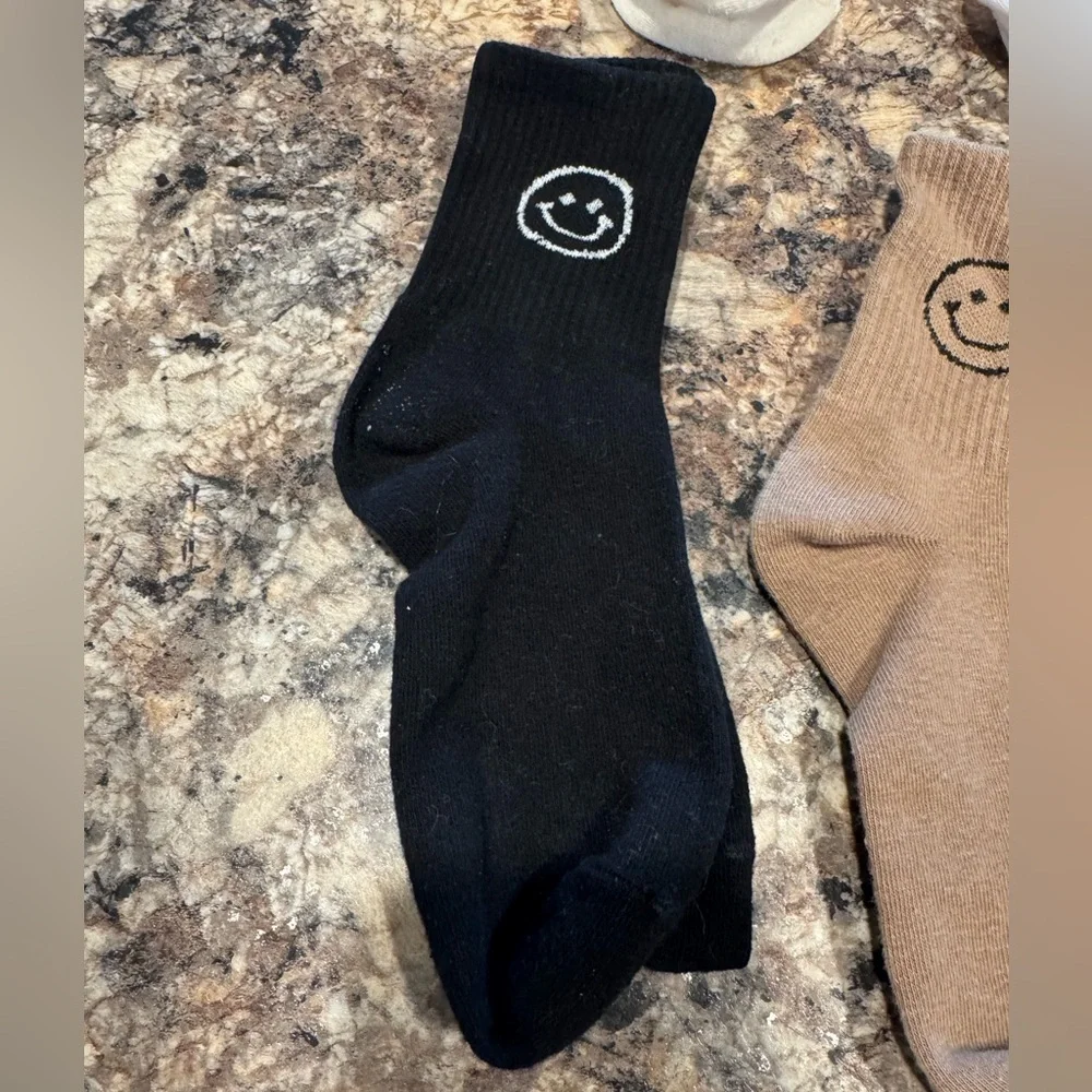 Smiley Face Girl’s Socks Set - Black, White, Gray, Tan, Brown